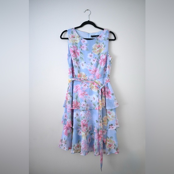 Chetta B Dresses & Skirts - Womens Sz 6 Floral Tiered Midi-Dress - Chetta B - NWOT Pastel Easter